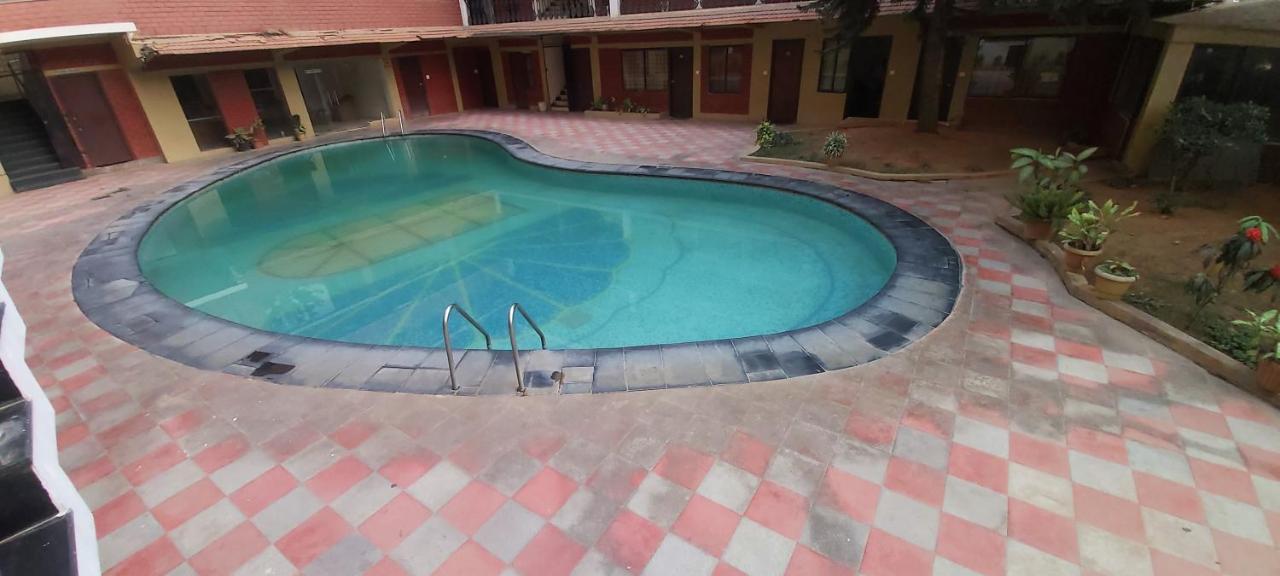 Suvarna Regency Hassan Exterior foto