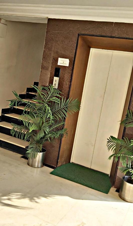 Suvarna Regency Hassan Exterior foto
